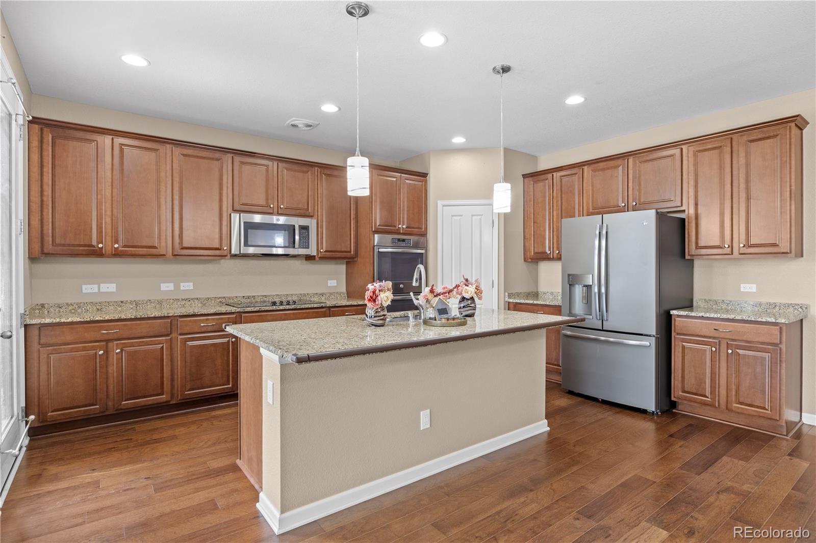 MLS Image #4 for 4961 s versailles circle,aurora, Colorado