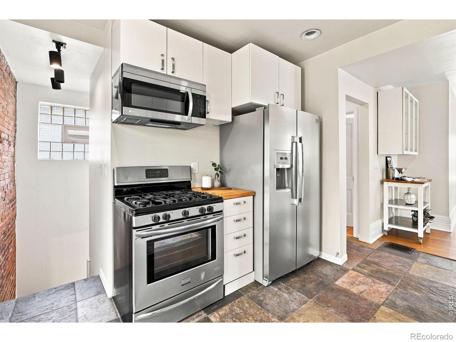 MLS Image #22 for 3319 e 14th avenue,denver, Colorado
