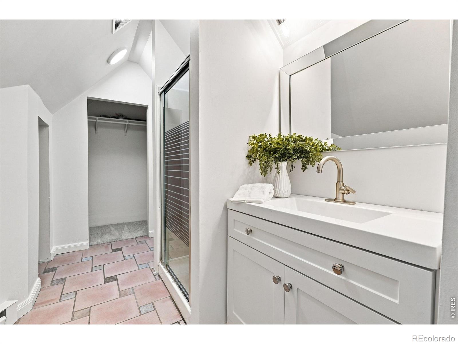 MLS Image #30 for 3319 e 14th avenue,denver, Colorado