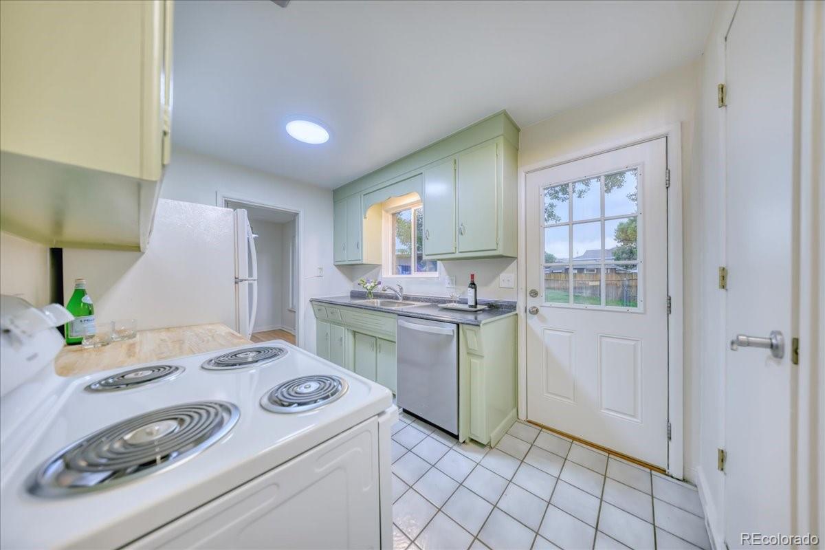 MLS Image #11 for 4701  indiana street,golden, Colorado