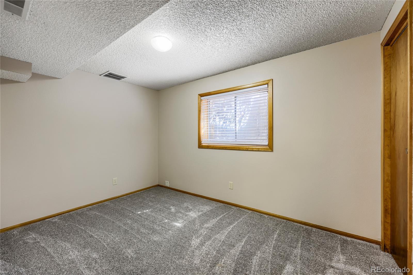 MLS Image #26 for 1800 w 102nd avenue,denver, Colorado