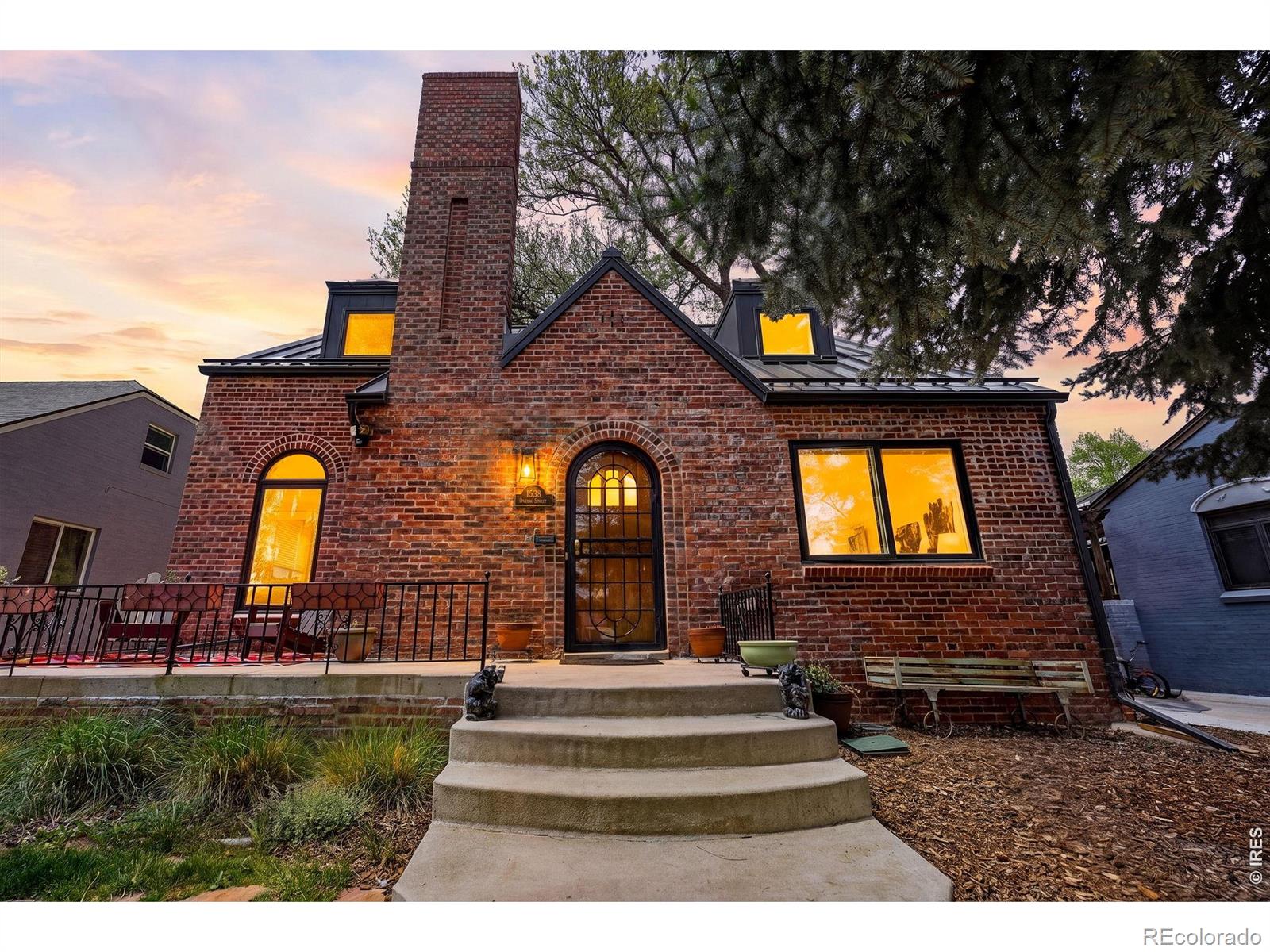 MLS Image #2 for 1533  oneida street,denver, Colorado