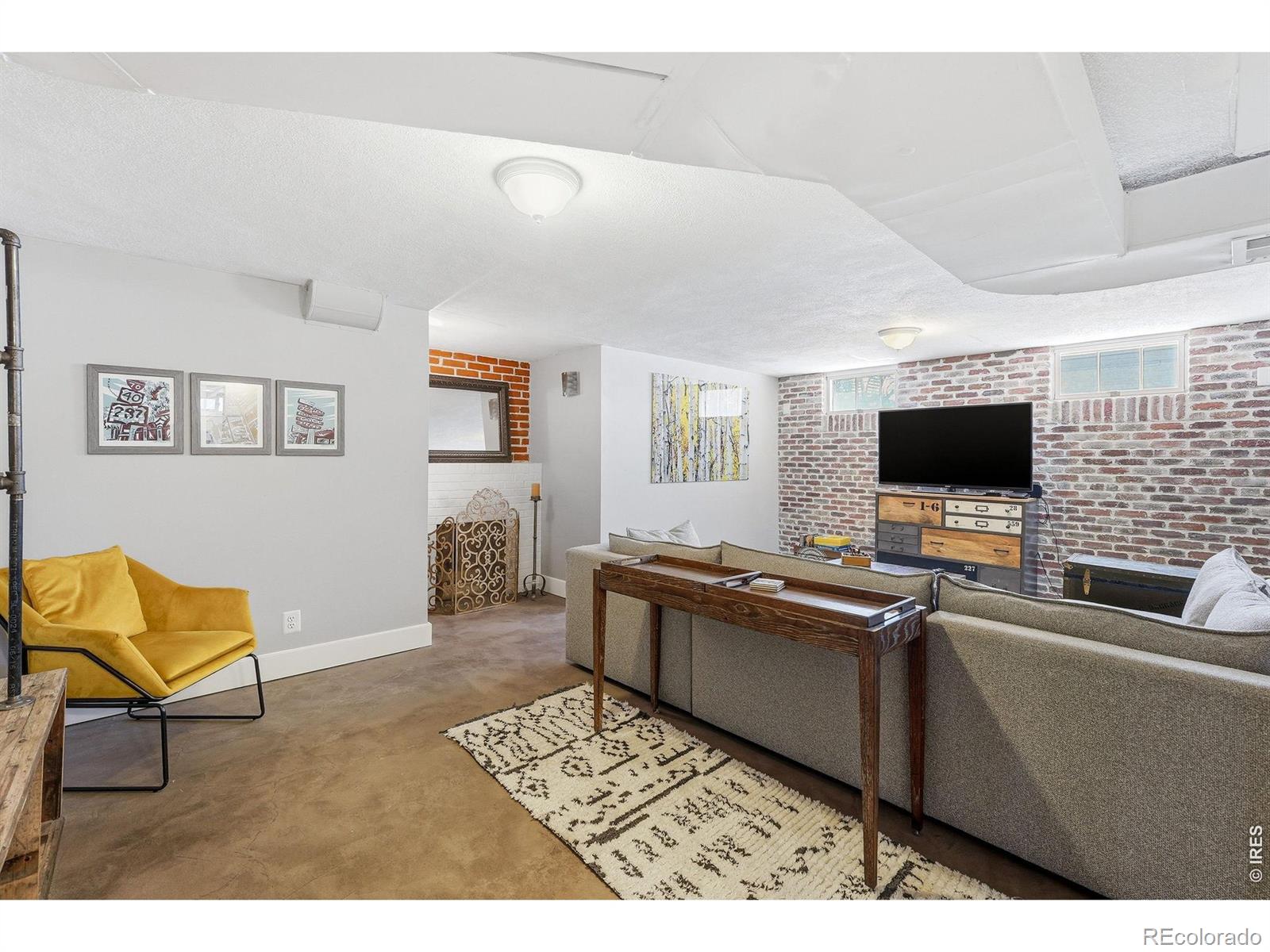 MLS Image #32 for 1533  oneida street,denver, Colorado