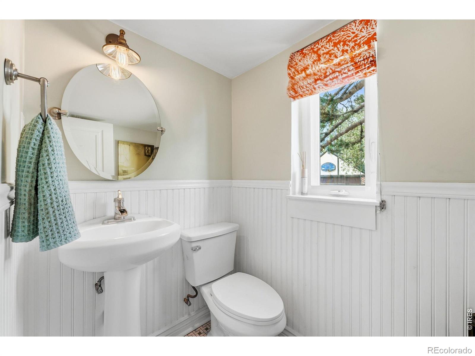 MLS Image #38 for 1533  oneida street,denver, Colorado