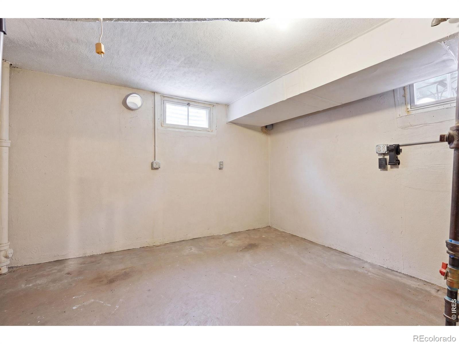 MLS Image #40 for 1533  oneida street,denver, Colorado
