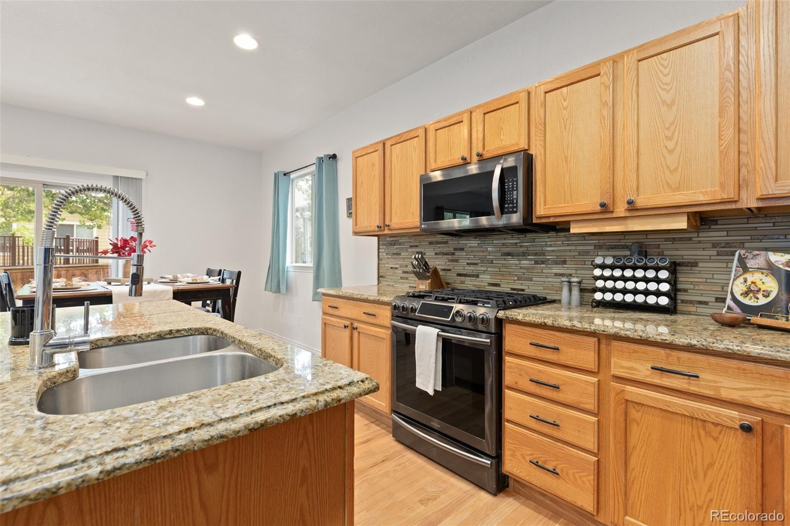 MLS Image #10 for 12205  helena street,commerce city, Colorado