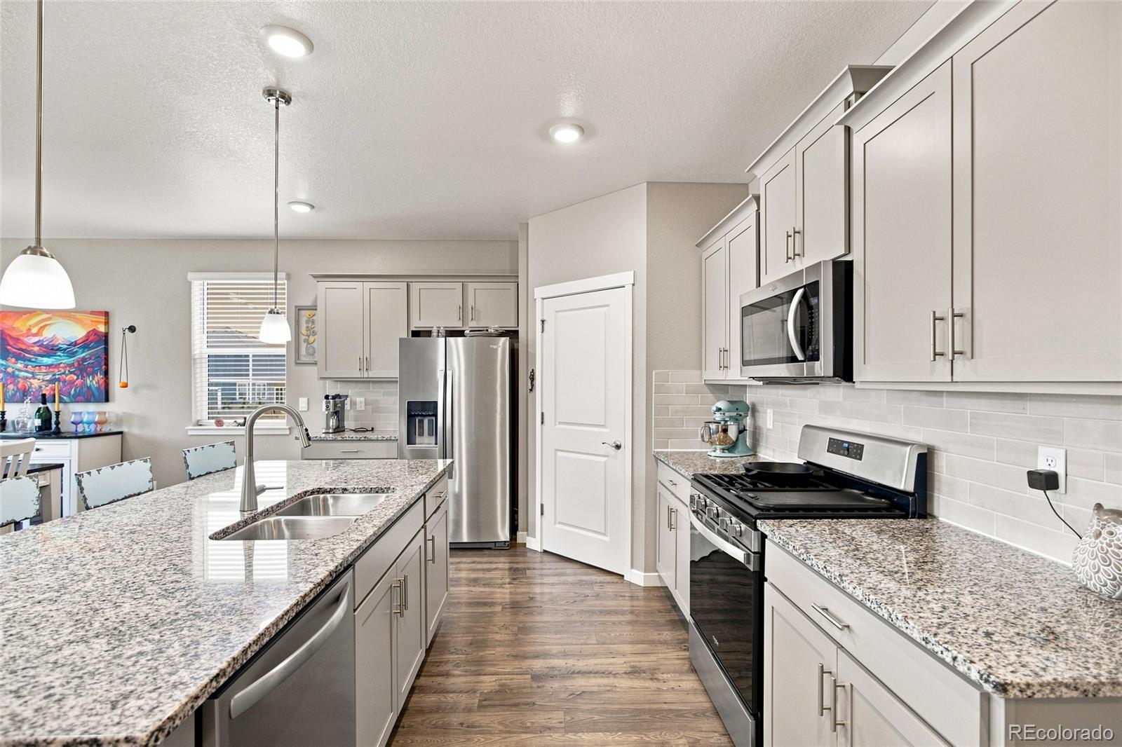 MLS Image #10 for 1496  vantage parkway,berthoud, Colorado