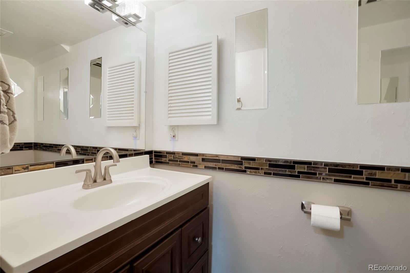 MLS Image #13 for 3550 s harlan street 157,denver, Colorado