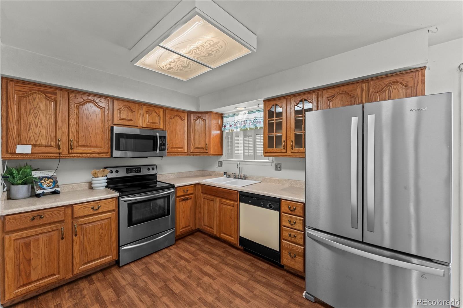 MLS Image #12 for 2591 s eagle circle,aurora, Colorado