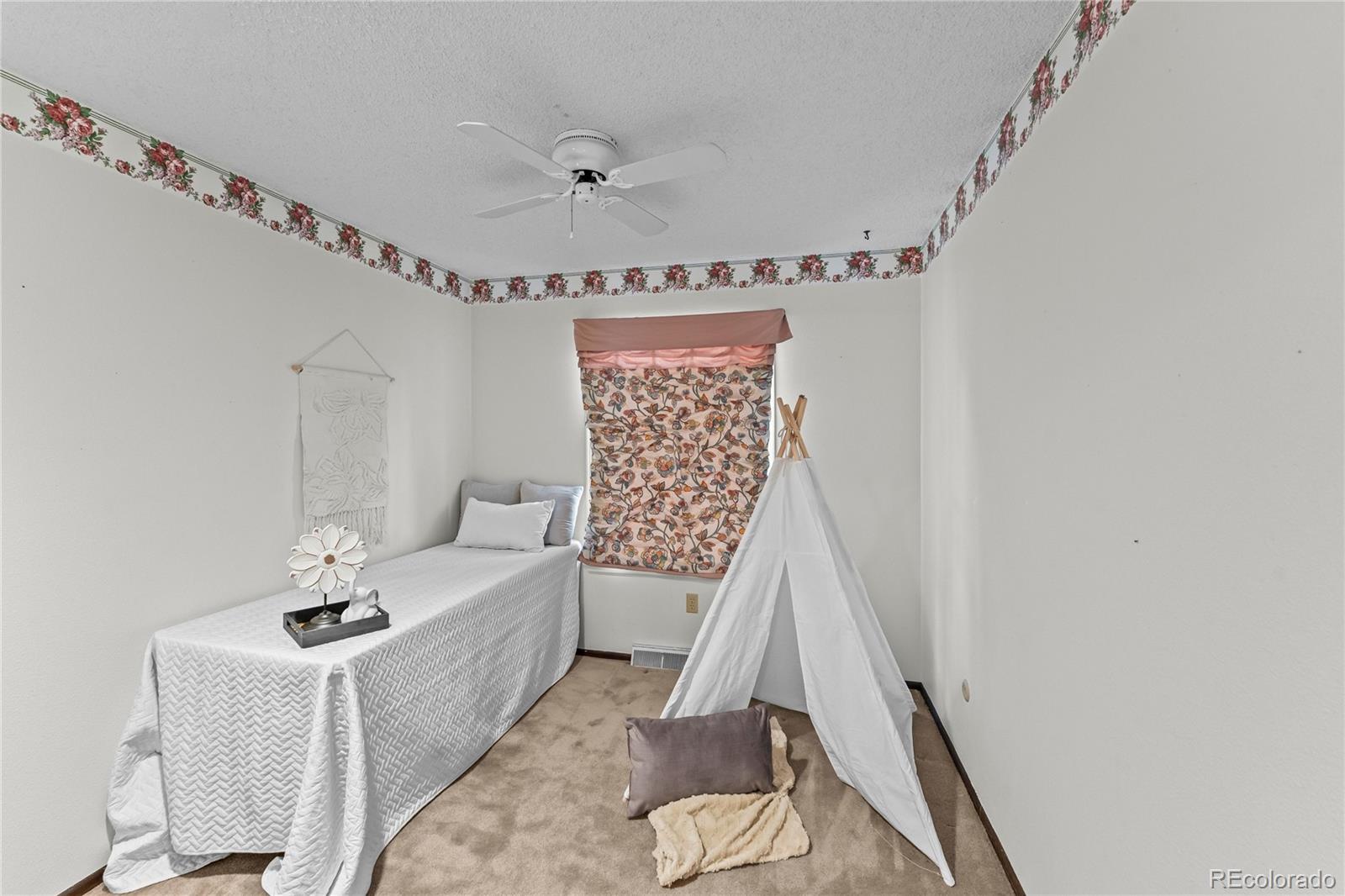 MLS Image #17 for 2591 s eagle circle,aurora, Colorado