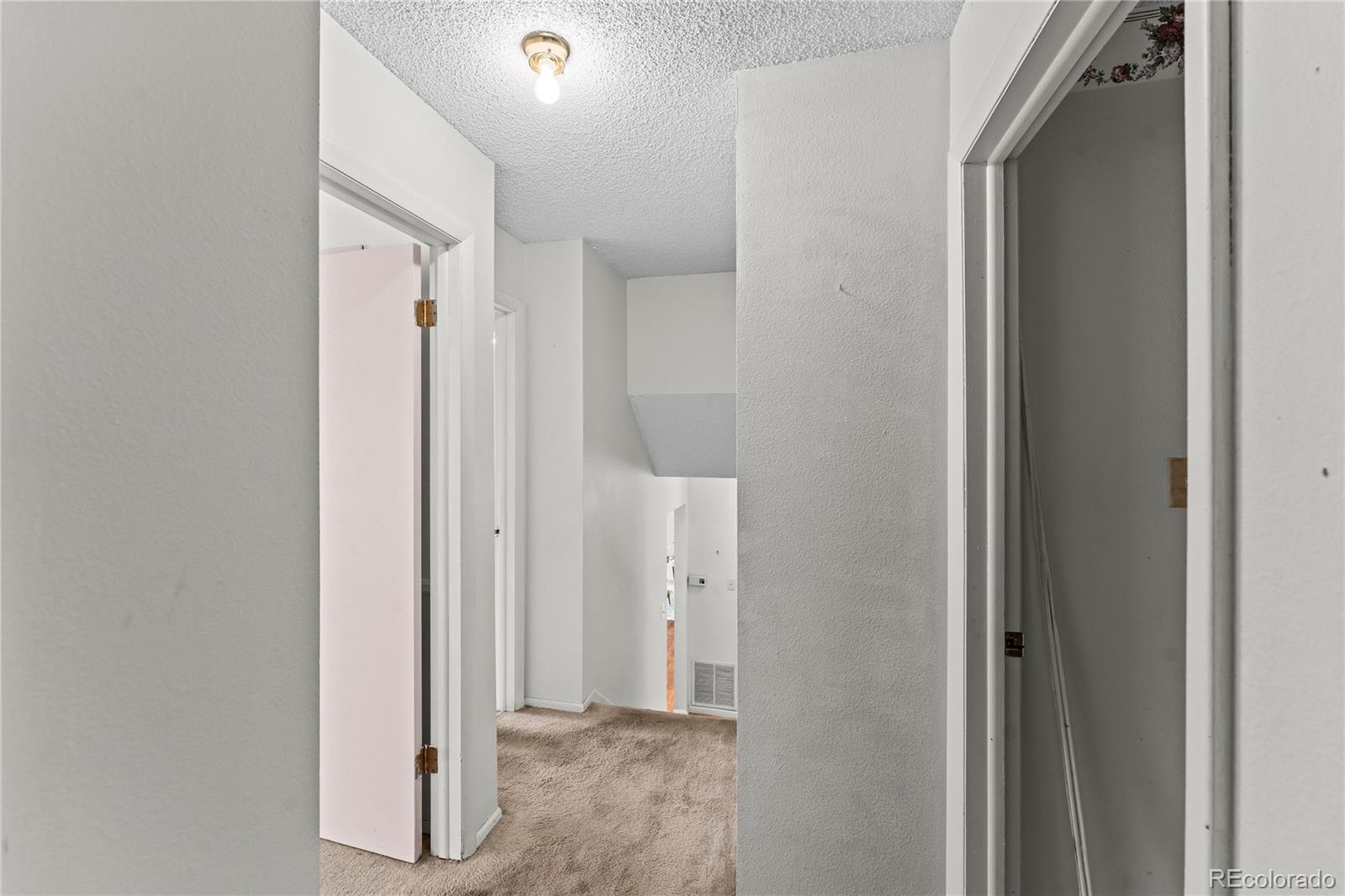MLS Image #21 for 2591 s eagle circle,aurora, Colorado