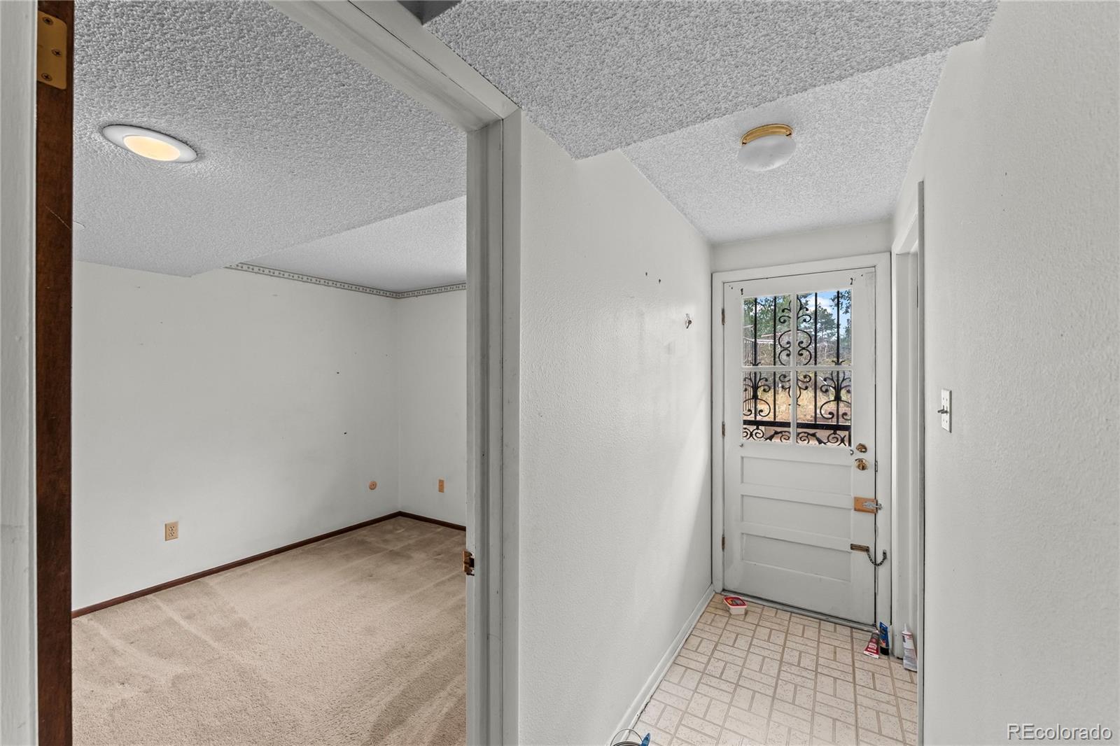 MLS Image #24 for 2591 s eagle circle,aurora, Colorado