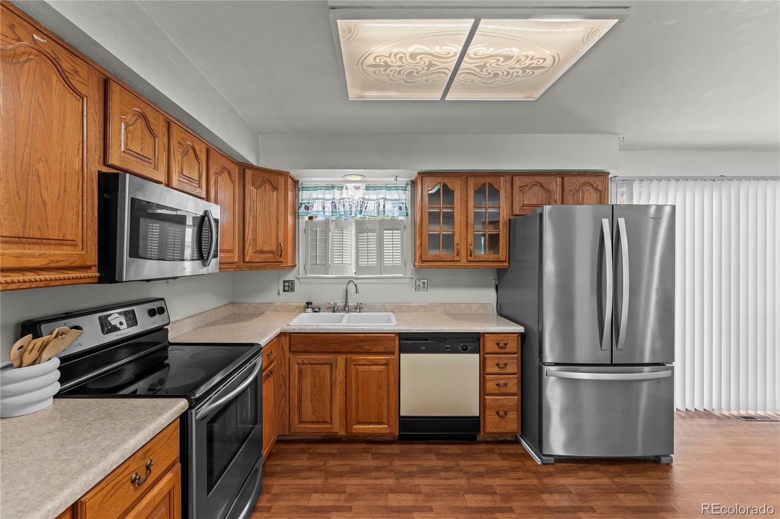 MLS Image #7 for 2591 s eagle circle,aurora, Colorado