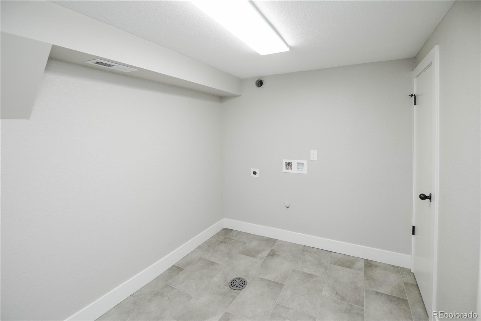 MLS Image #23 for 9170  cypress drive,denver, Colorado