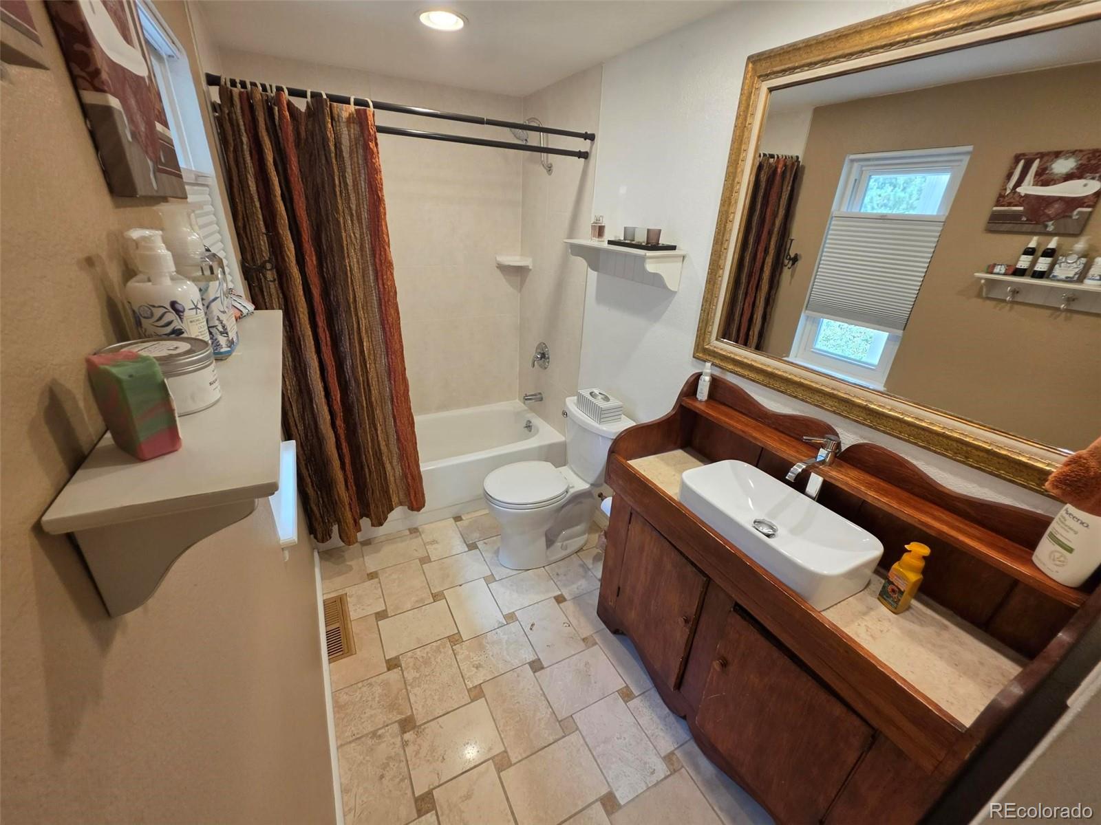 MLS Image #14 for 9915 w 85th way,arvada, Colorado