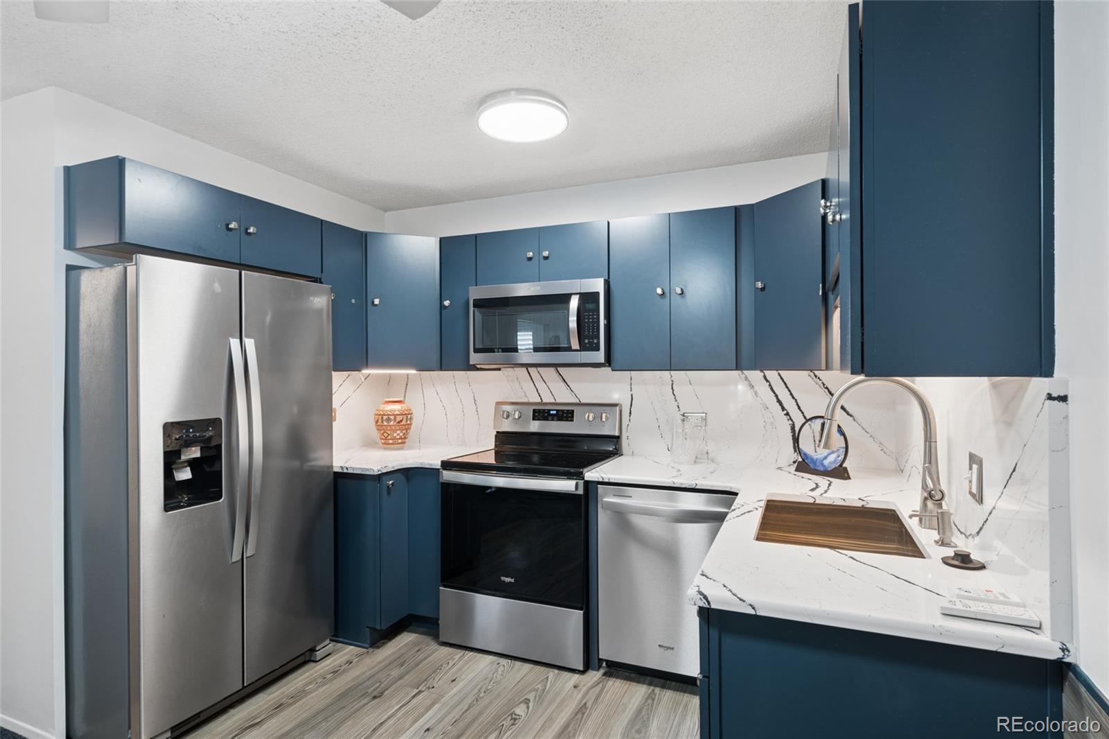 MLS Image #8 for 580 s clinton street 5a,denver, Colorado