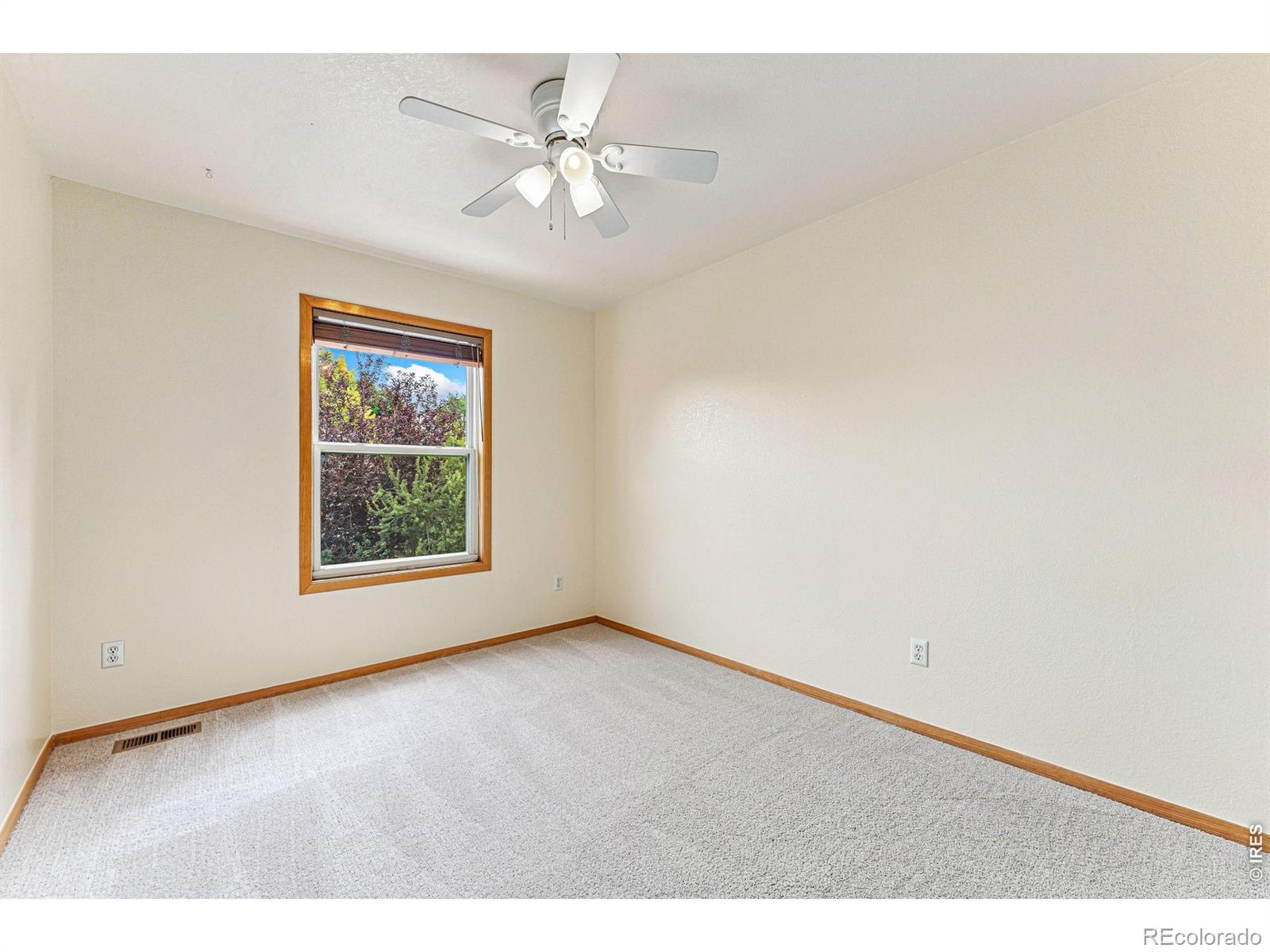 MLS Image #11 for 2132  73rd avenue,greeley, Colorado