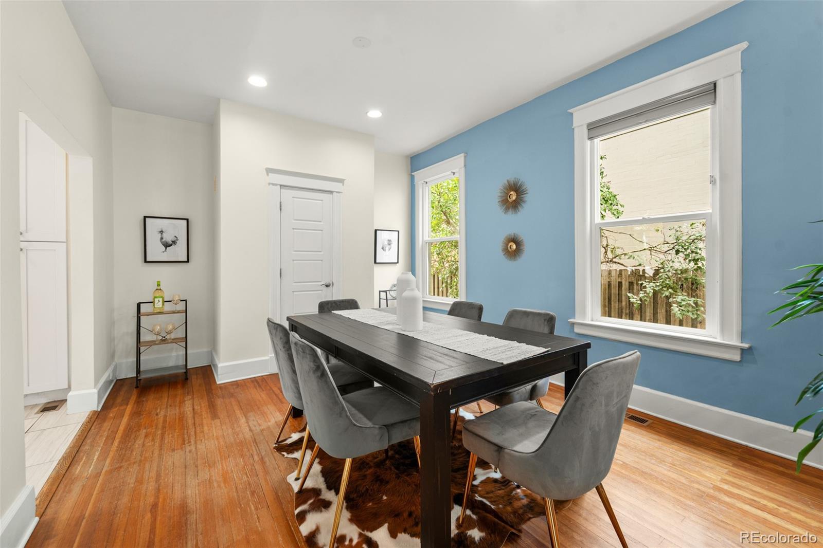 MLS Image #11 for 1516  cook street,denver, Colorado