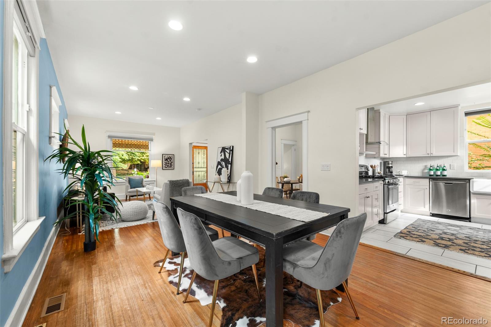 MLS Image #12 for 1516  cook street,denver, Colorado