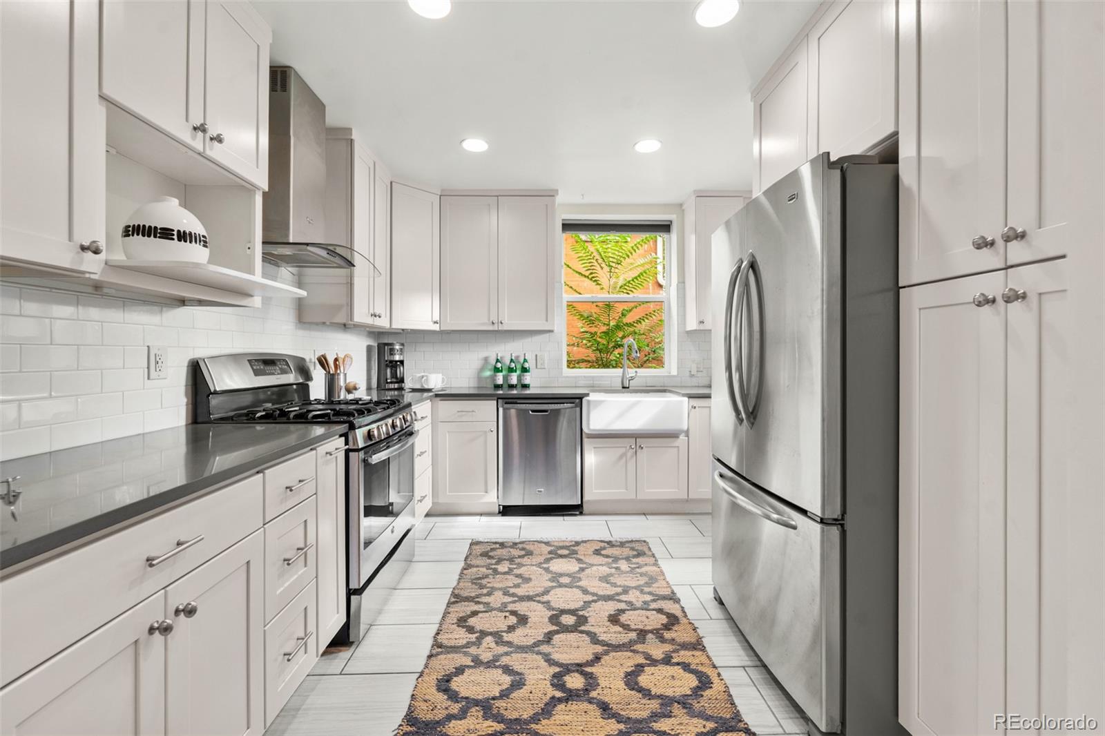 MLS Image #13 for 1516  cook street,denver, Colorado