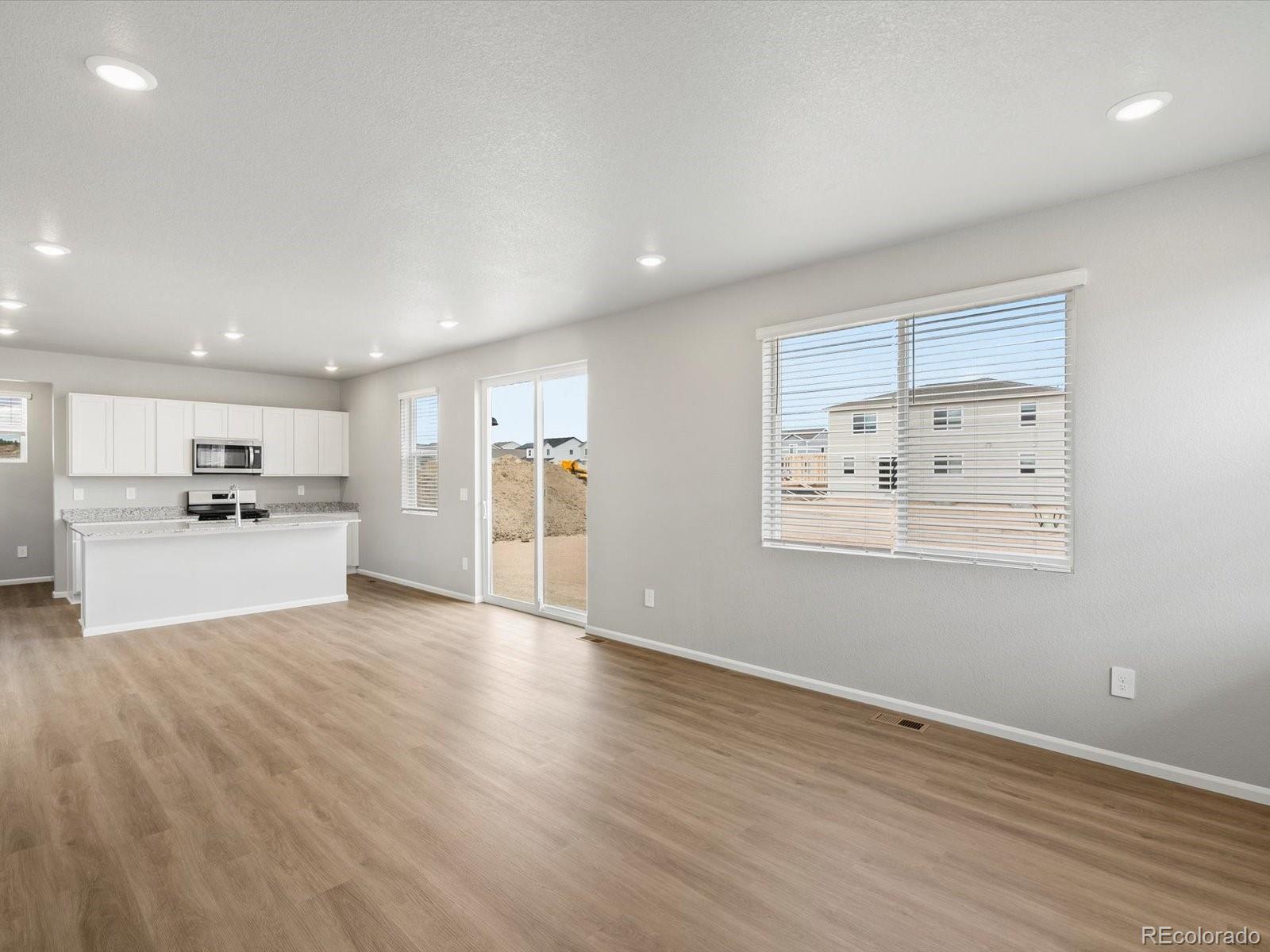 MLS Image #4 for 4634  sugarcane street,johnstown, Colorado