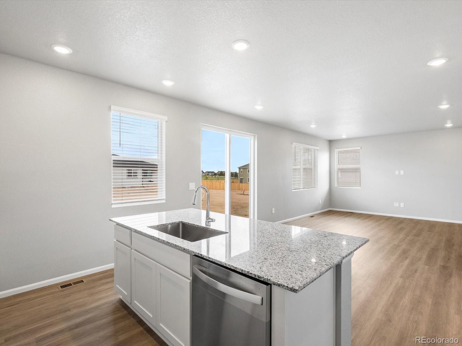 MLS Image #6 for 4634  sugarcane street,johnstown, Colorado