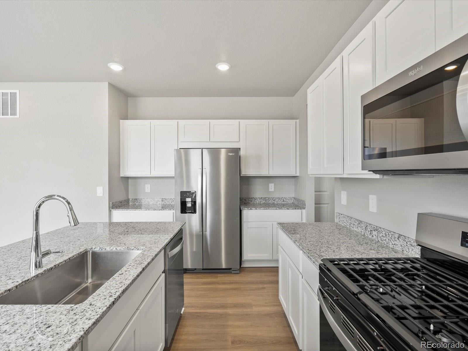 MLS Image #8 for 4634  sugarcane street,johnstown, Colorado
