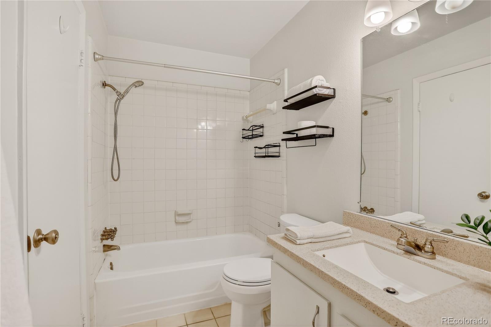 MLS Image #18 for 7205 s gaylord street f15,centennial, Colorado
