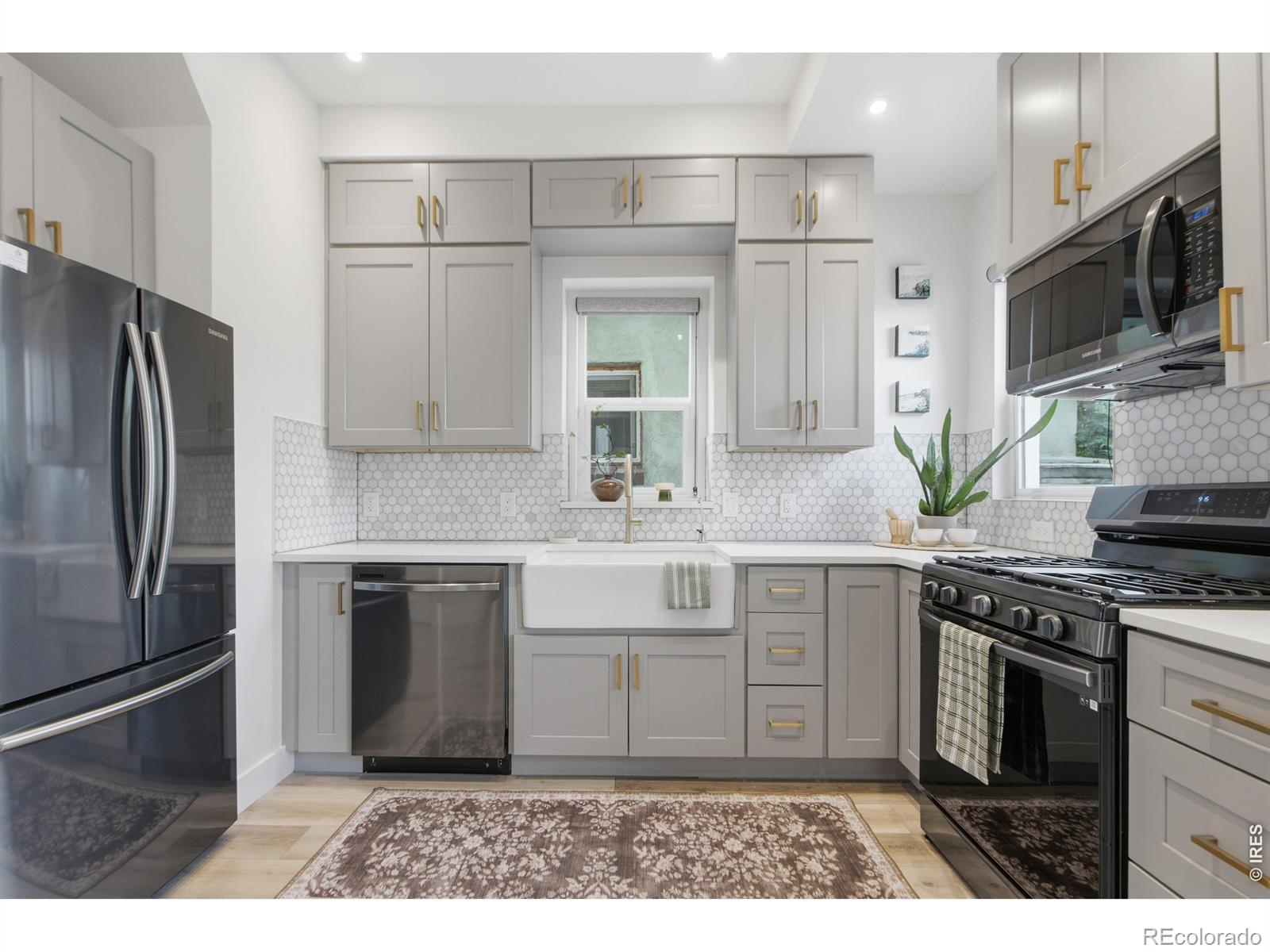 MLS Image #16 for 1419 s acoma street,denver, Colorado