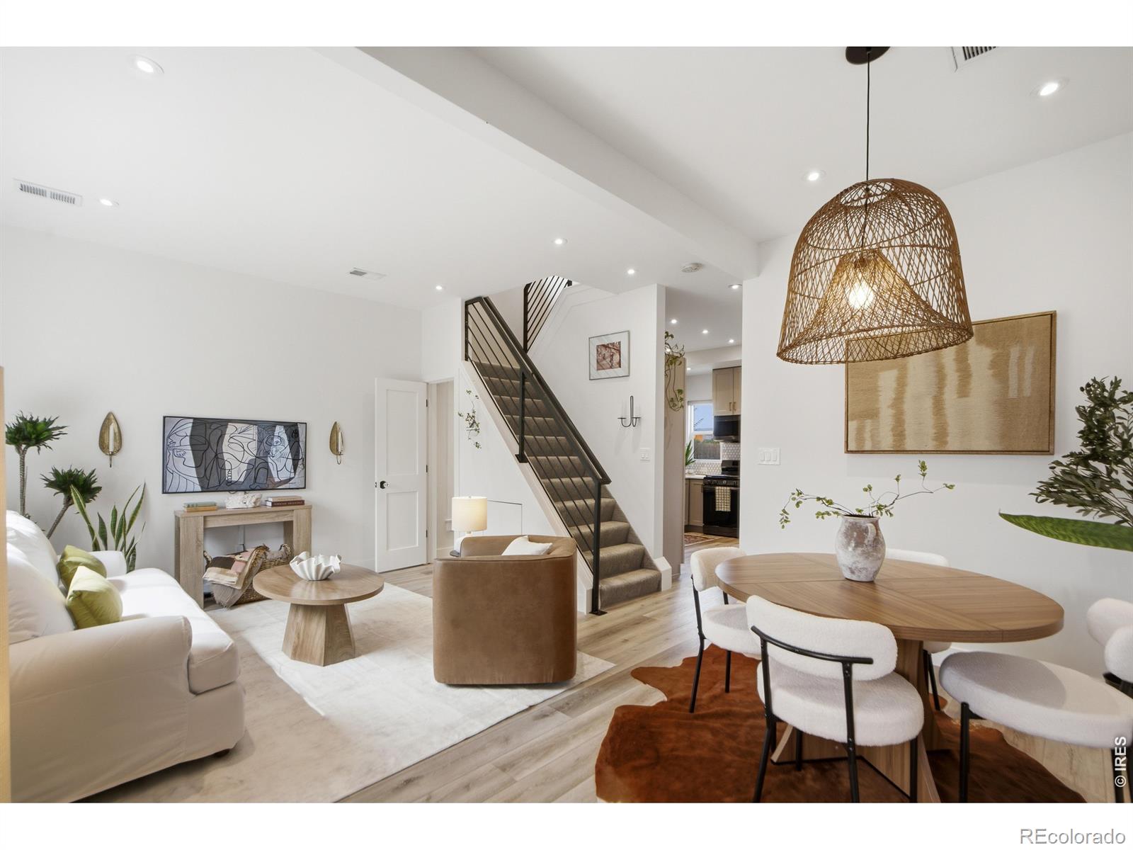 MLS Image #3 for 1419 s acoma street,denver, Colorado