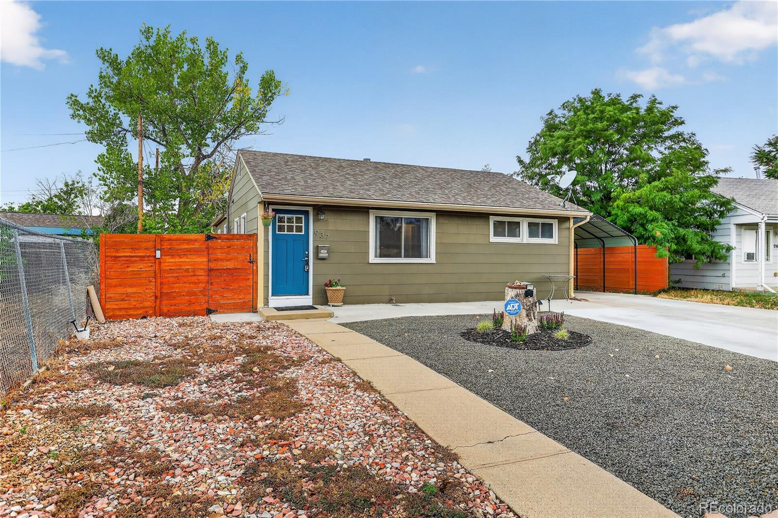 MLS Image #1 for 937  kramer court,aurora, Colorado