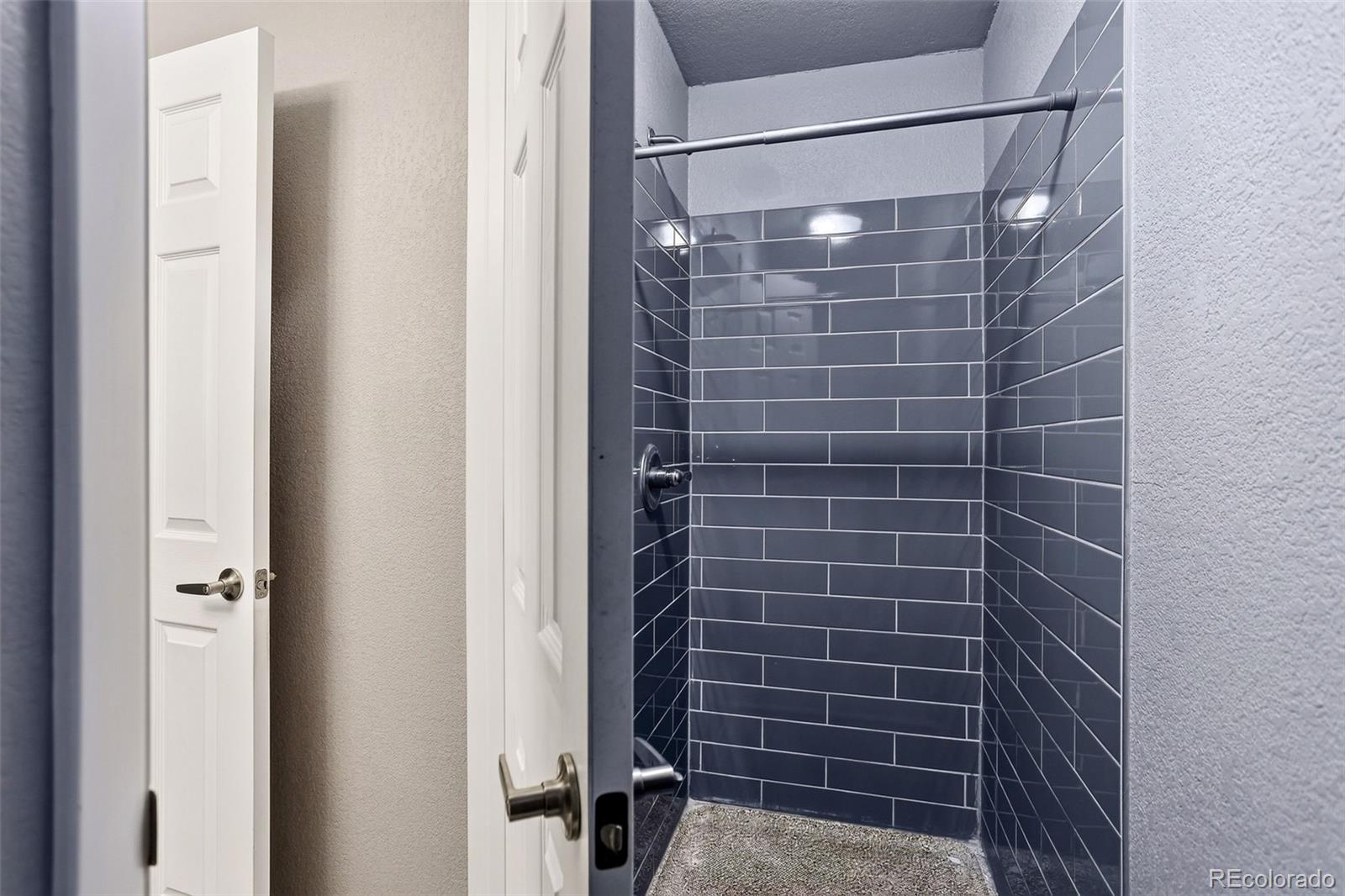 MLS Image #18 for 937  kramer court,aurora, Colorado