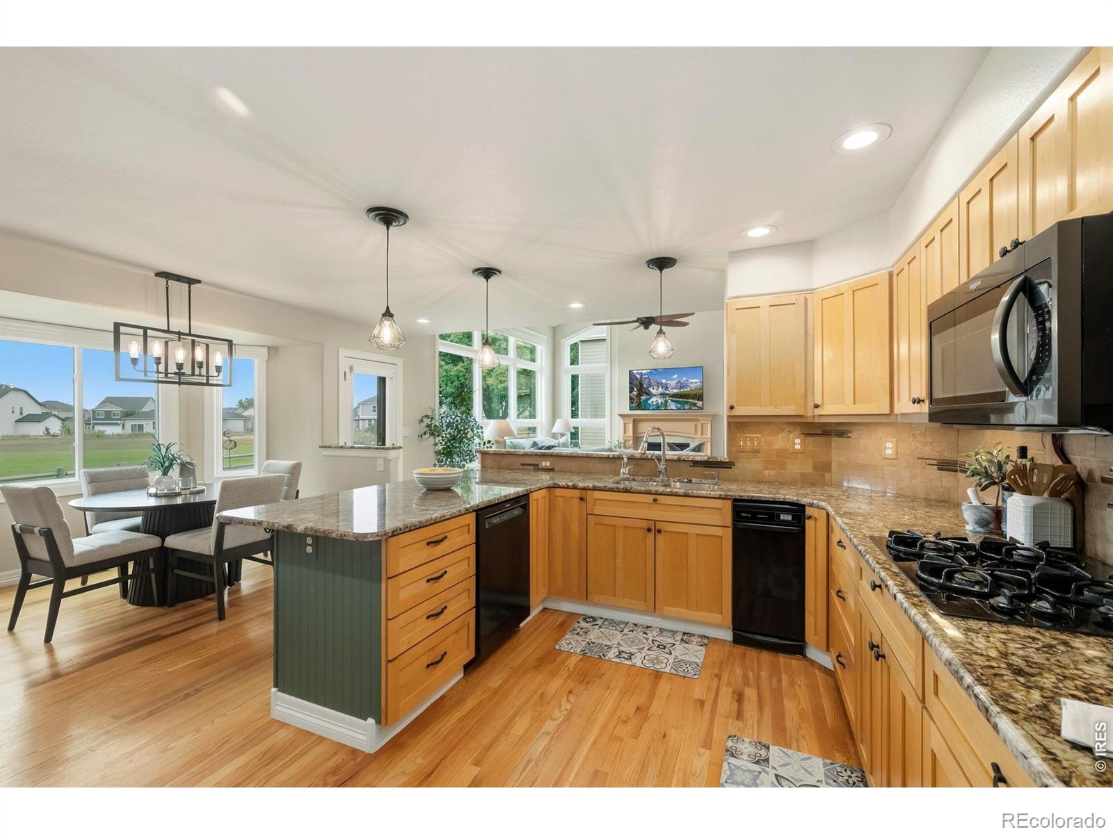 MLS Image #14 for 5632  weeping way,fort collins, Colorado