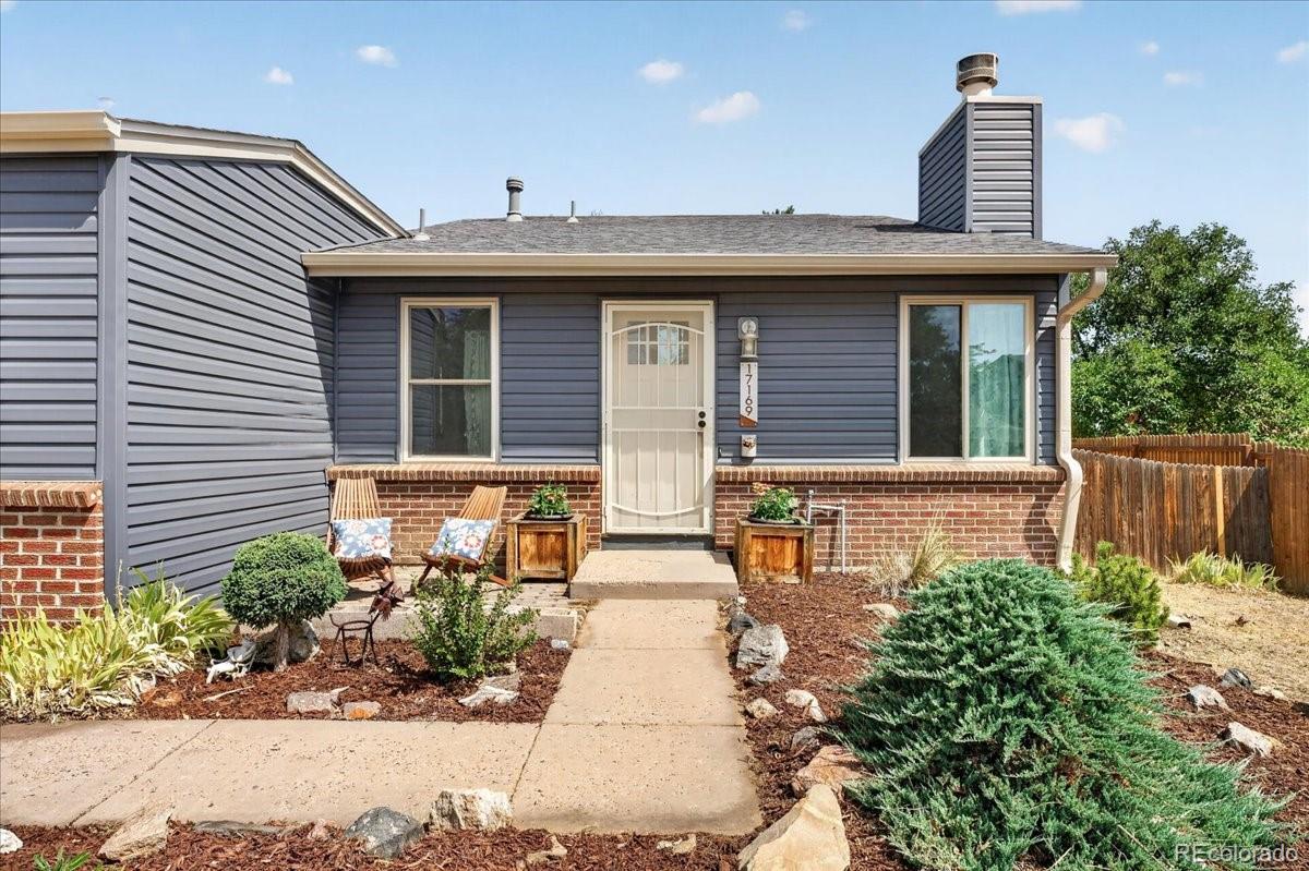 MLS Image #1 for 17169 e jarvis place,aurora, Colorado