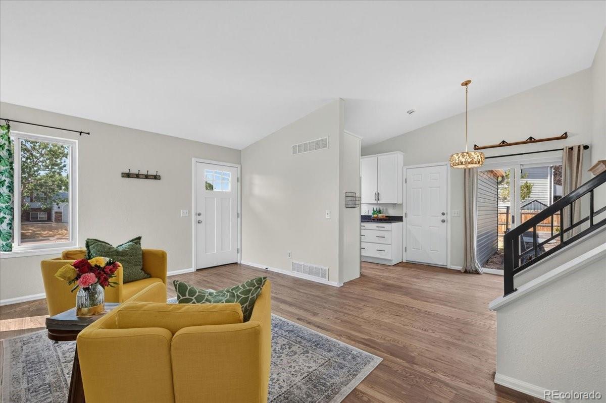 MLS Image #3 for 17169 e jarvis place,aurora, Colorado
