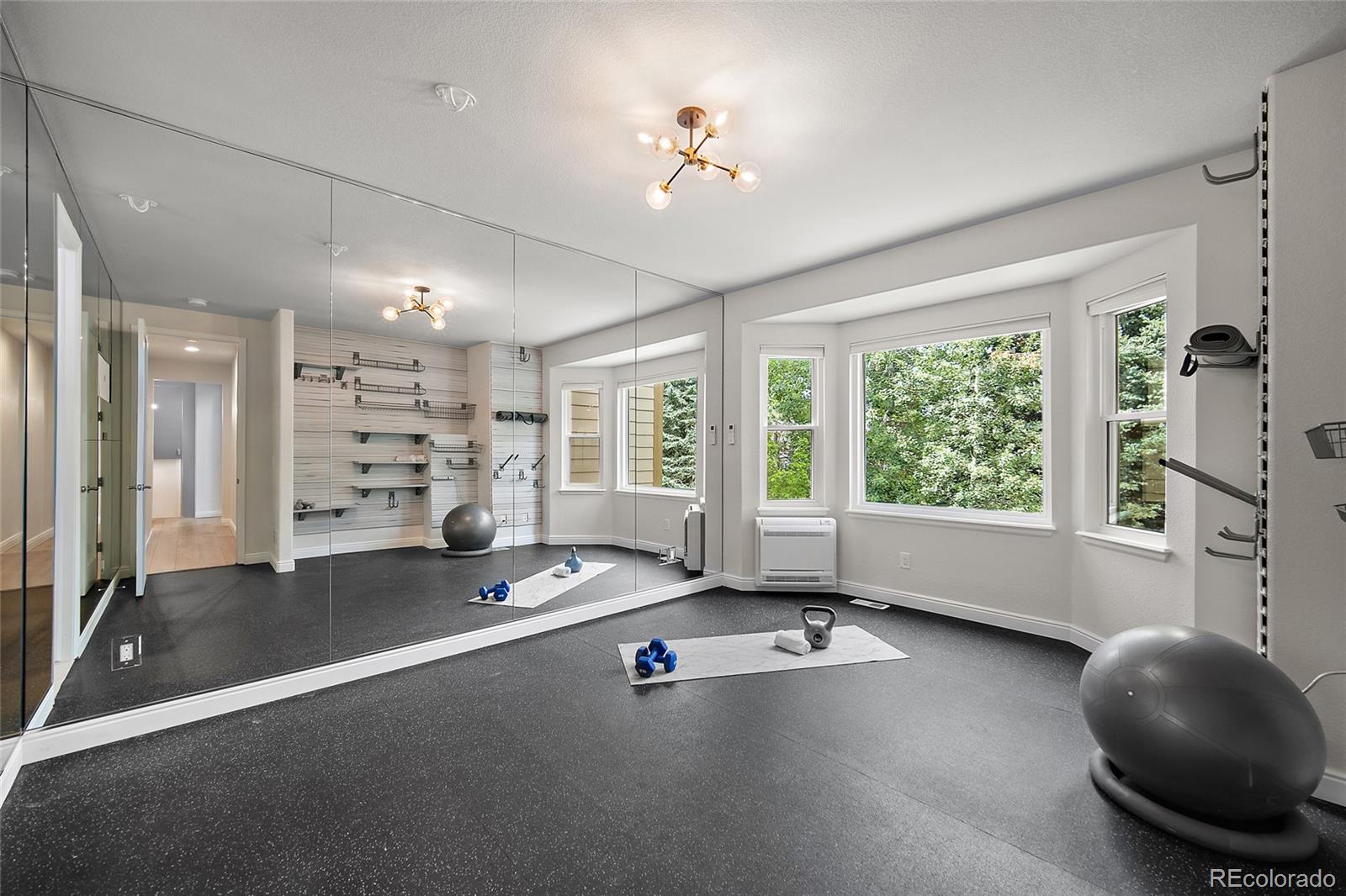 MLS Image #8 for 11940 e lake court,englewood, Colorado