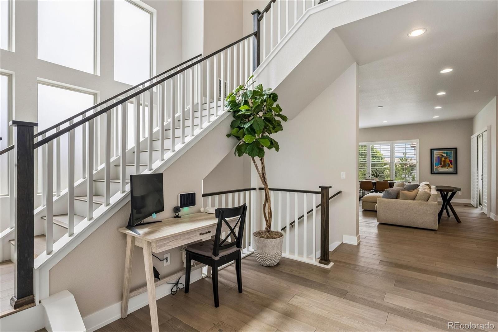 MLS Image #3 for 10425  maplebrook way,highlands ranch, Colorado