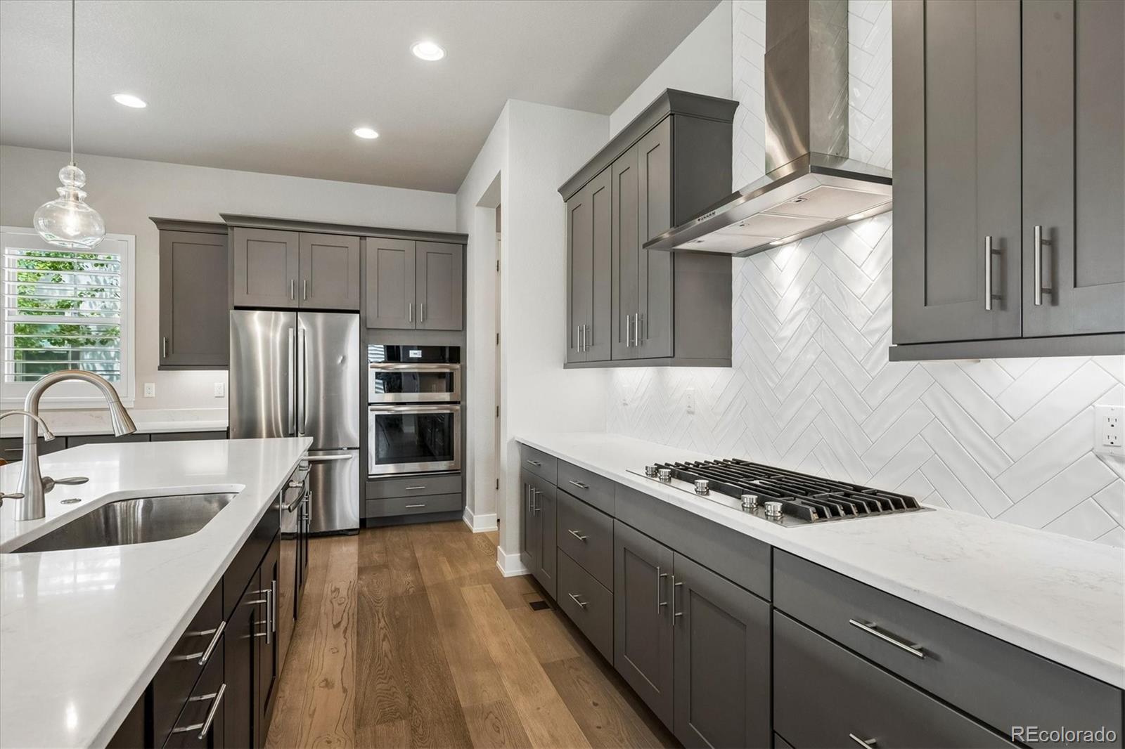 MLS Image #7 for 10425  maplebrook way,highlands ranch, Colorado