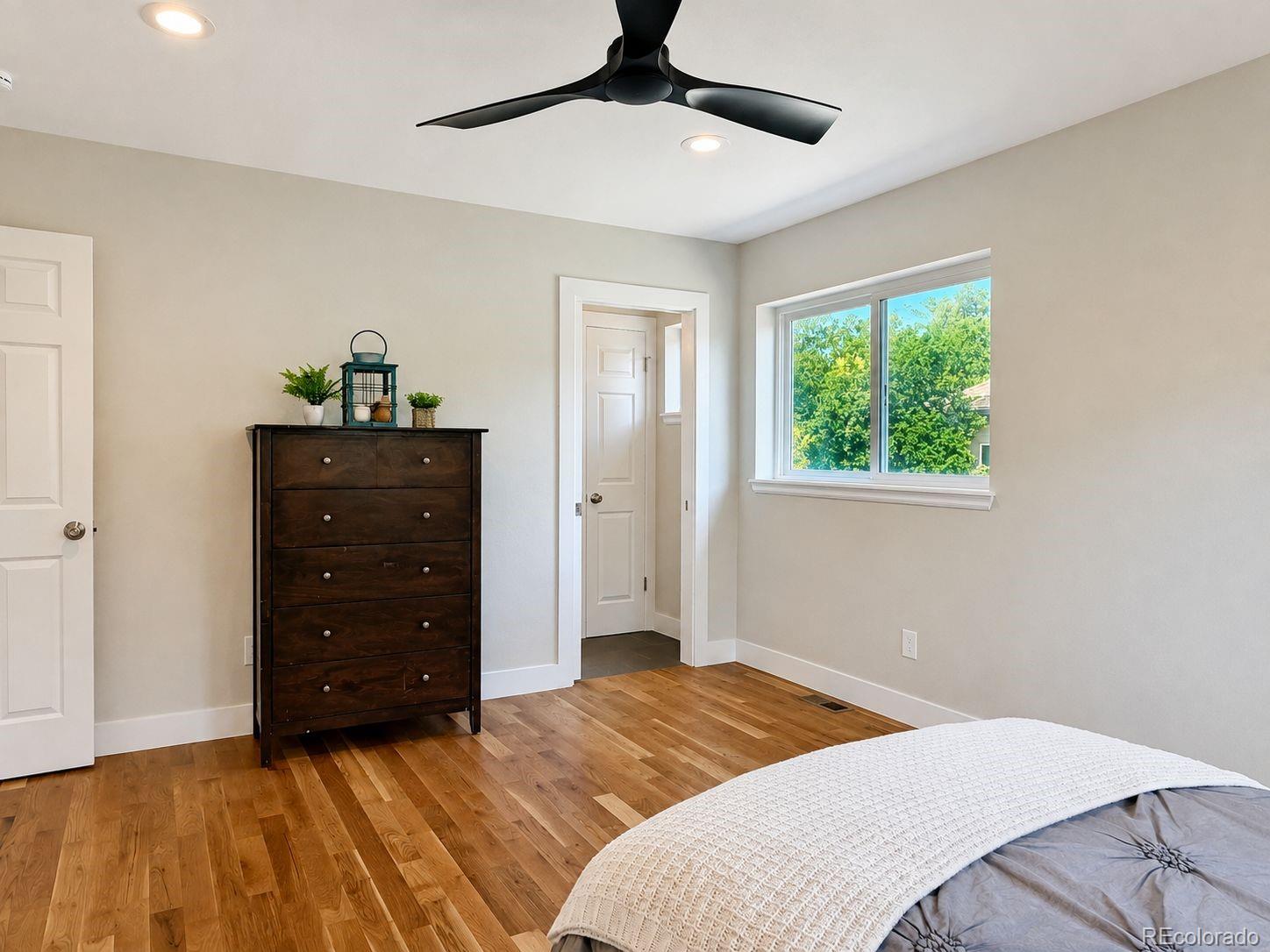 MLS Image #12 for 3320 s pennsylvania street,englewood, Colorado