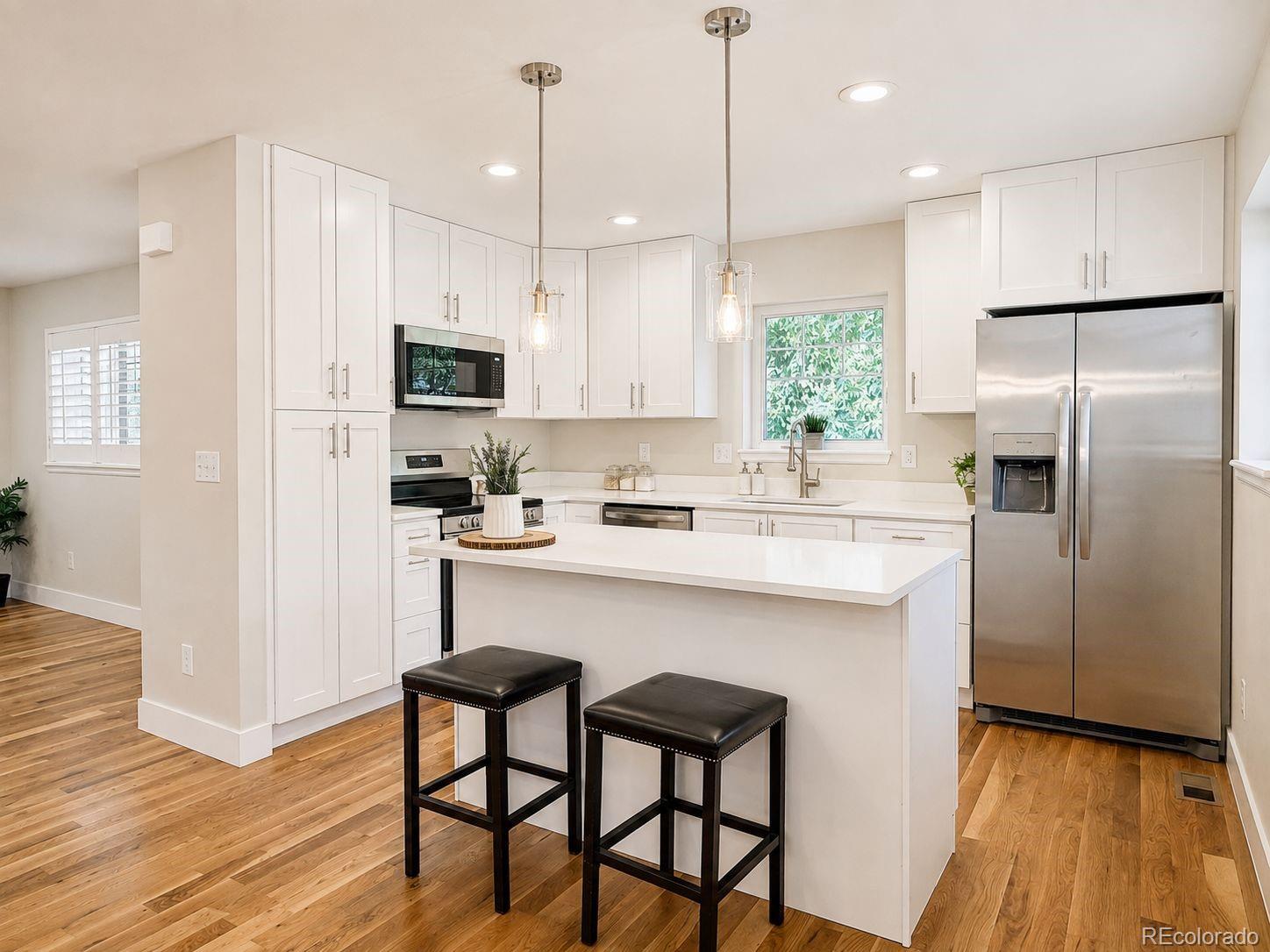 MLS Image #4 for 3320 s pennsylvania street,englewood, Colorado