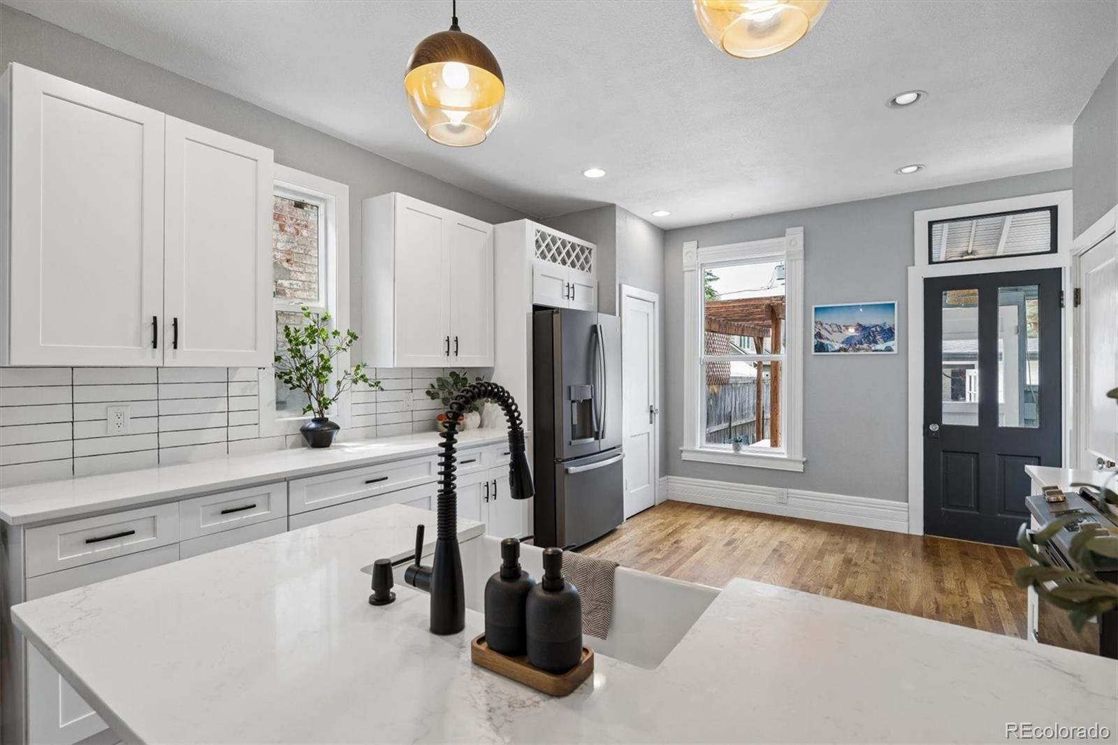 MLS Image #10 for 3139 n franklin street,denver, Colorado