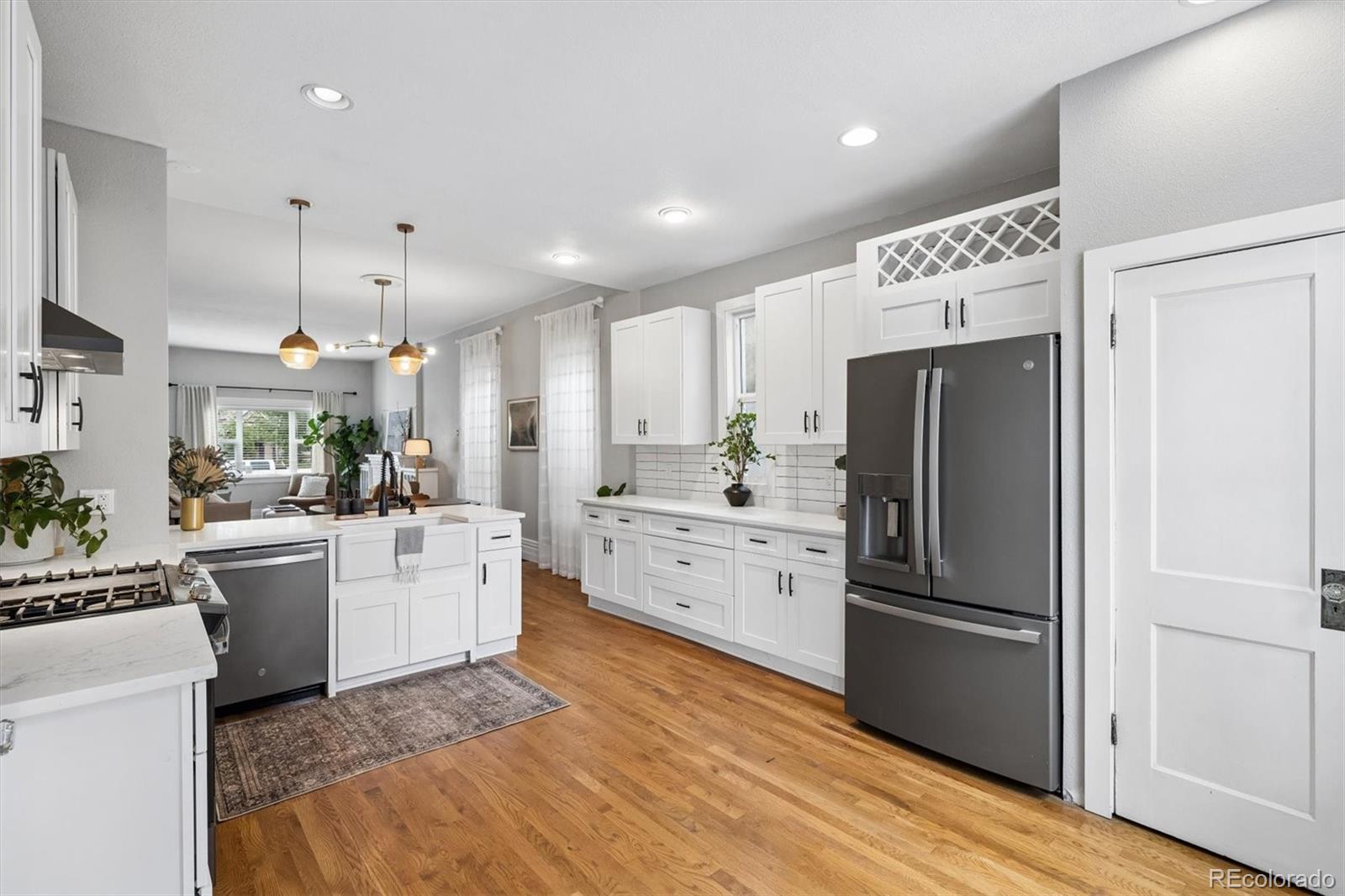 MLS Image #14 for 3139 n franklin street,denver, Colorado