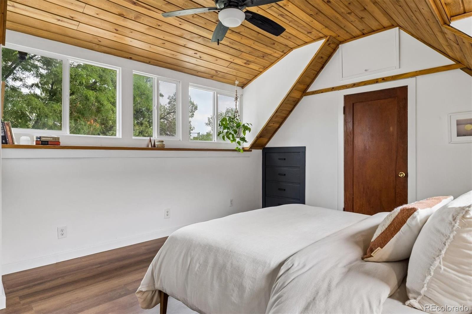 MLS Image #16 for 3139 n franklin street,denver, Colorado