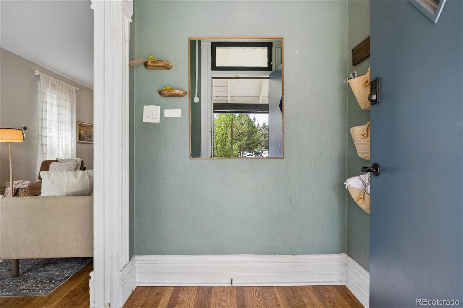 MLS Image #3 for 3139 n franklin street,denver, Colorado