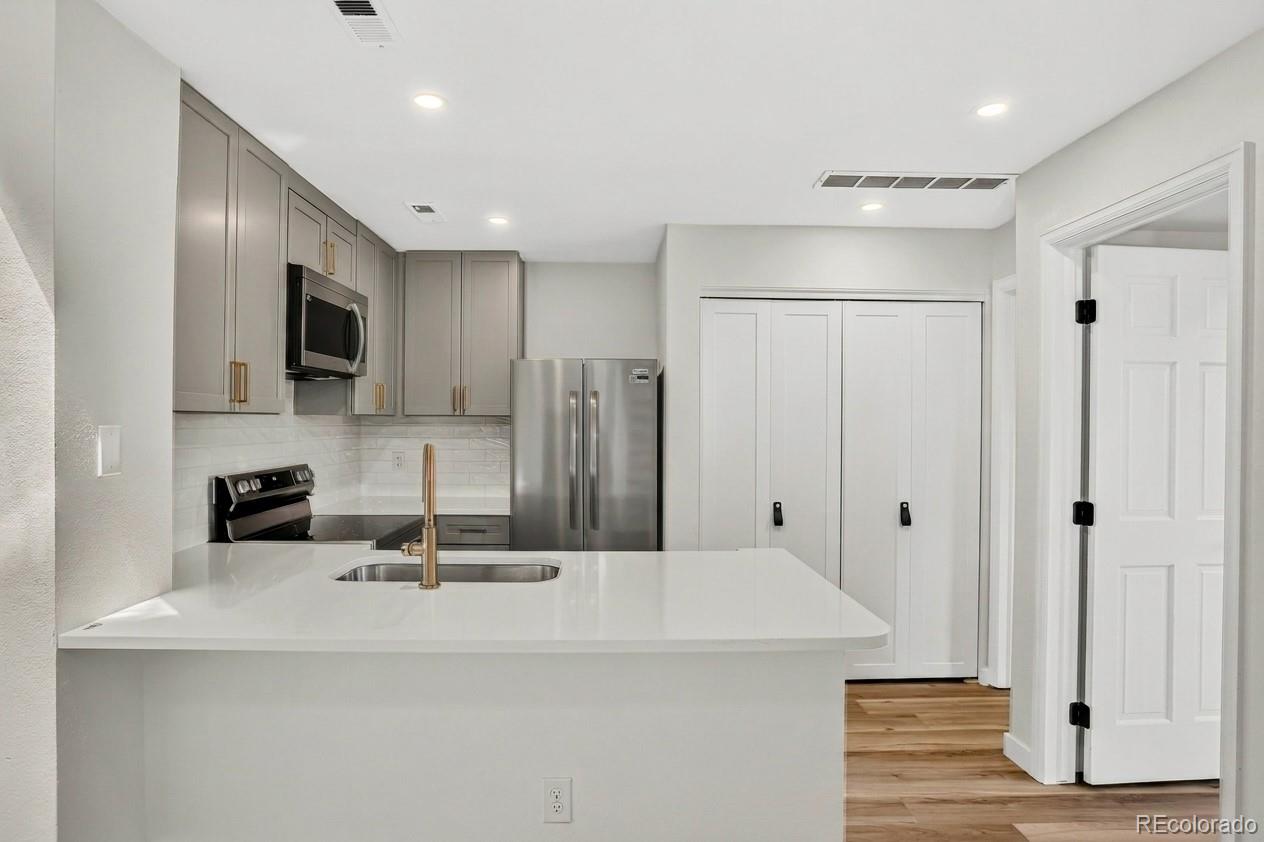 MLS Image #12 for 804 s vance street,lakewood, Colorado