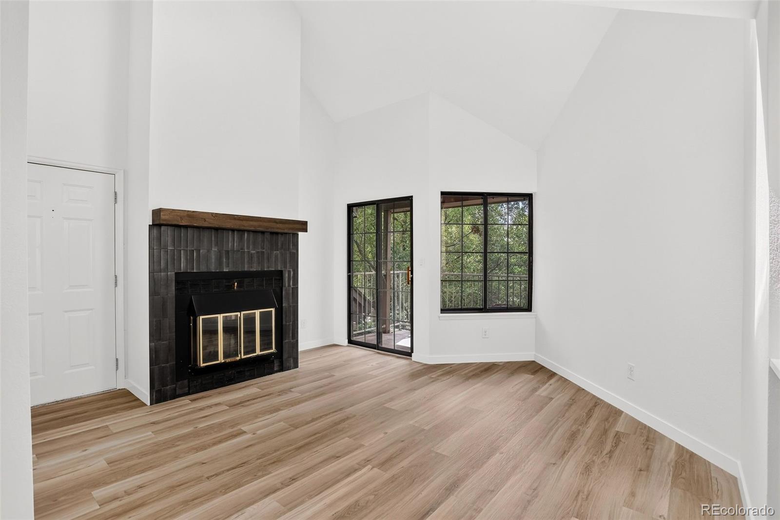 MLS Image #4 for 804 s vance street,lakewood, Colorado