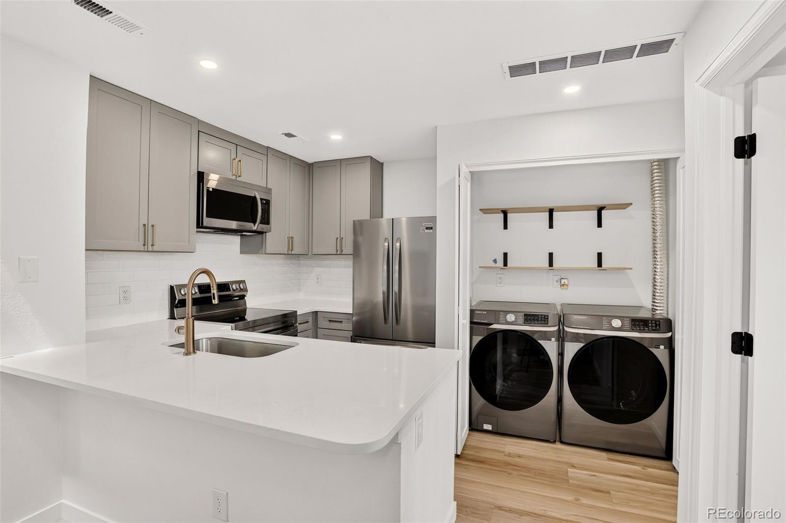 MLS Image #8 for 804 s vance street,lakewood, Colorado