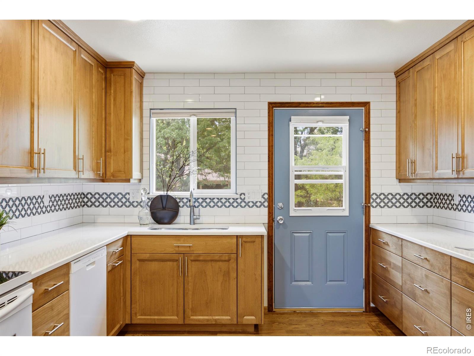 MLS Image #10 for 500  cortez court,fort collins, Colorado