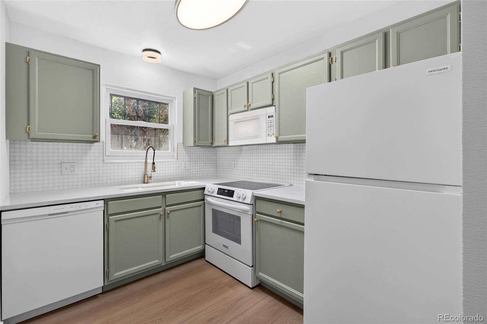 MLS Image #11 for 5404 w 17th avenue ,denver, Colorado