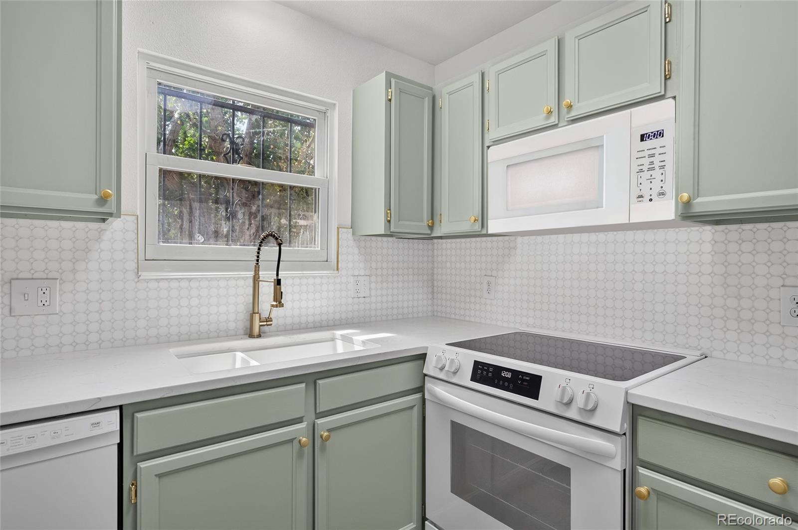 MLS Image #12 for 5404 w 17th avenue ,denver, Colorado